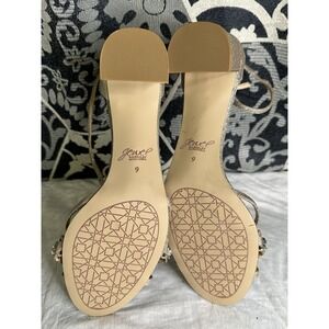 Jewel Badgley Mischka Size 9 Rhinestone Strappy Block Heel Sandals Ankle Strap